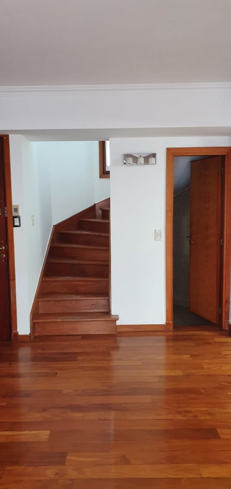 VENTA Casa 4 Ambientes 