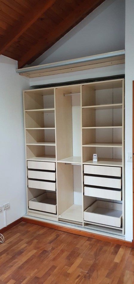 VENTA Casa 4 Ambientes 
